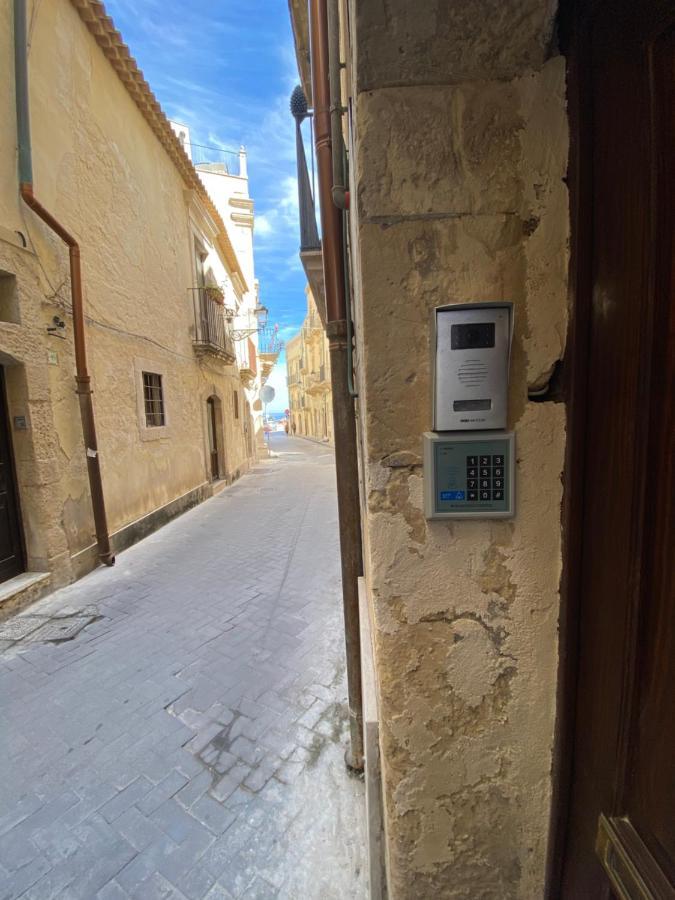 Отель Casa 68 Ortigia Сиракузы Экстерьер фото